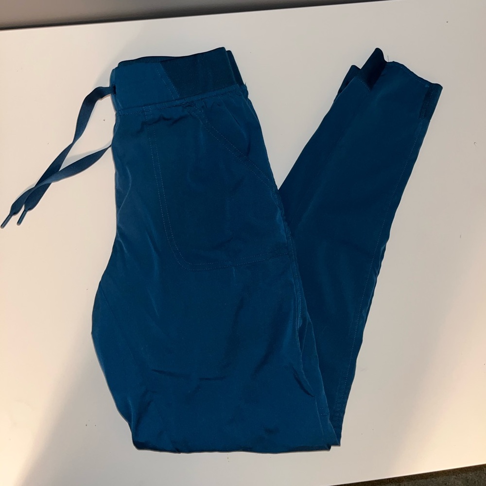 Adar Pro Scrub Set - Picture 4 of 5